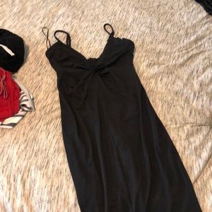 ✨SALE, NEED GONE✨ Black midi dress